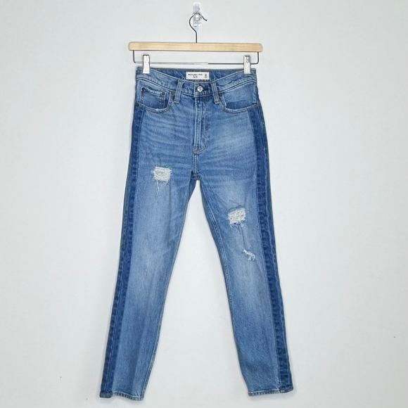 ABERCROMBIE & Fitch | The Mom High Rise Jeans | 00 - Picture 2 of 5